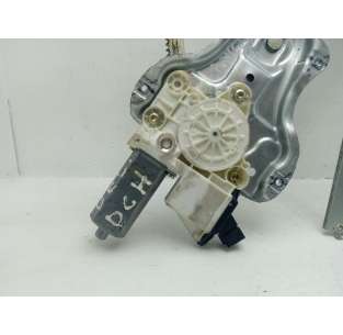 ELEVALUNAS DELANTERO... 2