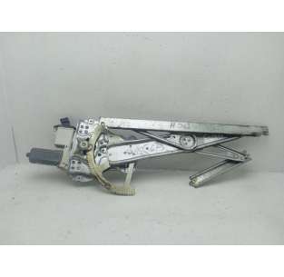 ELEVALUNAS DELANTERO...