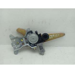 ELEVALUNAS TRASERO...