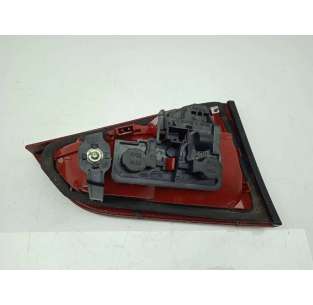 PILOTO TRASERO DERECHO... 2