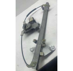 ELEVALUNAS DELANTERO...