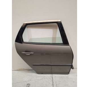 PUERTA TRASERA DERECHA...