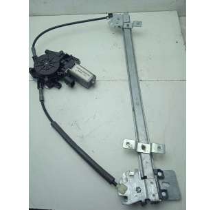 ELEVALUNAS DELANTERO...