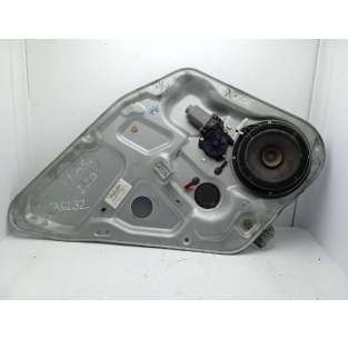 ELEVALUNAS TRASERO...