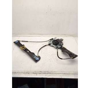 ELEVALUNAS DELANTERO...