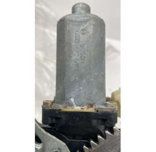 ELEVALUNAS DELANTERO... 2