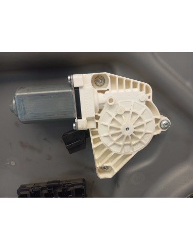 Recambio de elevalunas trasero izquierdo para mercedes-benz clase a (w169) a 150 (169.031) referencia OEM IAM A1697301379  