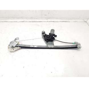 ELEVALUNAS DELANTERO...