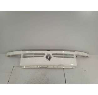REJILLA DELANTERA RENAULT...