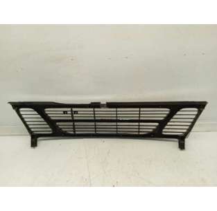 REJILLA DELANTERA SAAB 900... 2