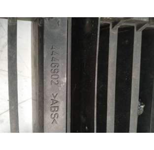 REJILLA DELANTERA SAAB 9000... 2