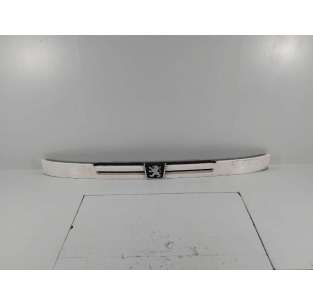 REJILLA DELANTERA PEUGEOT...