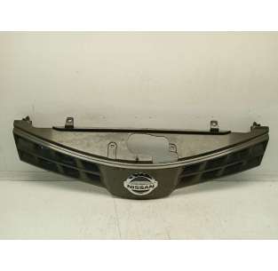 REJILLA DELANTERA NISSAN...