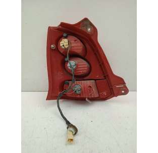 PILOTO TRASERO DERECHO... 2