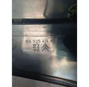 PILOTO TRASERO DERECHO... 2