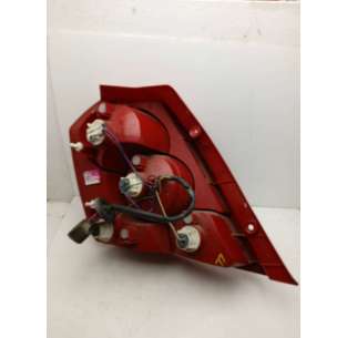 PILOTO TRASERO DERECHO... 2