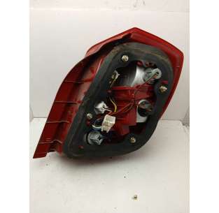 PILOTO TRASERO IZQUIERDO... 2