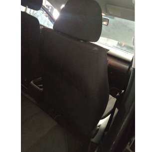 ASIENTO DELANTERO DERECHO... 2
