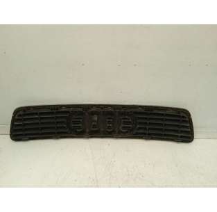 REJILLA DELANTERA AUDI A4... 2