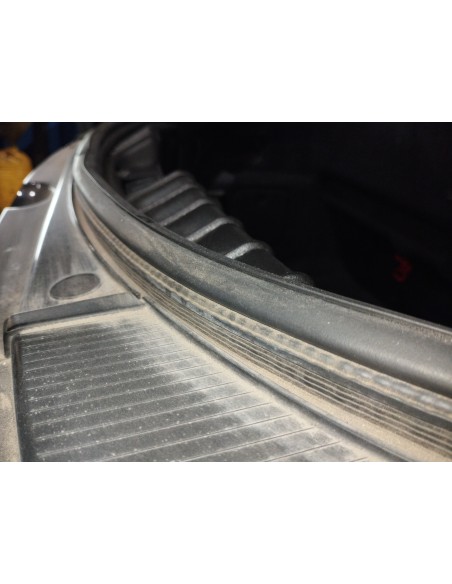 Recambio de gomas contorno puerta para alfa romeo spider (177) 2.4 jtd 20v referencia OEM IAM  MALETERO 