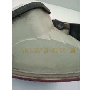 PILOTO TRASERO DERECHO... 2