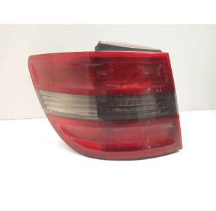 PILOTO TRASERO IZQUIERDO...