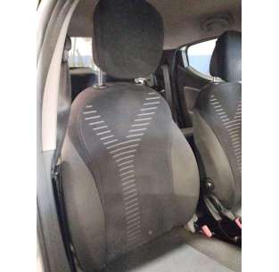 ASIENTO DELANTERO DERECHO... 2