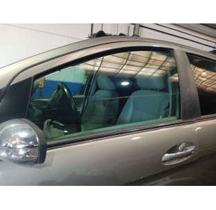 LUNA DELANTERA IZQUIERDA...