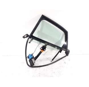 ELEVALUNAS TRASERO...