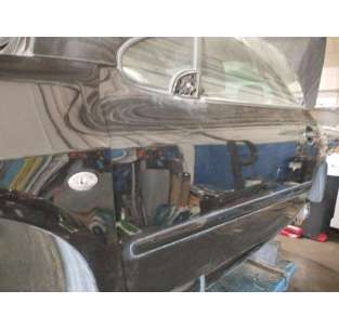 PUERTA DELANTERA IZQUIERDA... 2