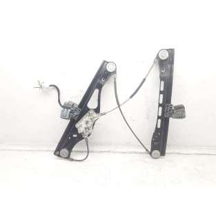 ELEVALUNAS DELANTERO...