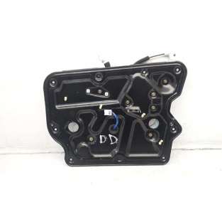 ELEVALUNAS DELANTERO...