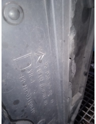 Recambio de plastico para citroën c3 1.4 hdi referencia OEM IAM 9683816580  