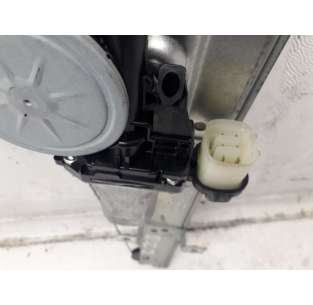 ELEVALUNAS TRASERO... 2