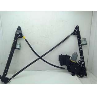 ELEVALUNAS TRASERO DERECHO...