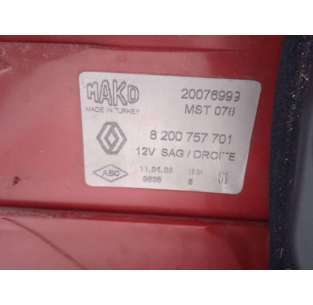 PILOTO TRASERO DERECHO... 2