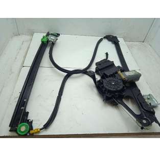 ELEVALUNAS DELANTERO...