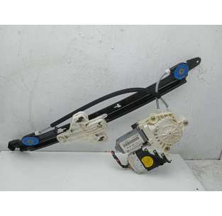 ELEVALUNAS TRASERO...