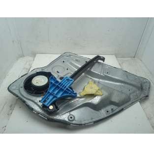 ELEVALUNAS TRASERO...