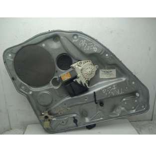 ELEVALUNAS TRASERO...