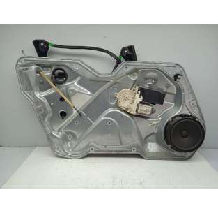 ELEVALUNAS DELANTERO...