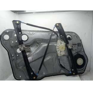 ELEVALUNAS DELANTERO...