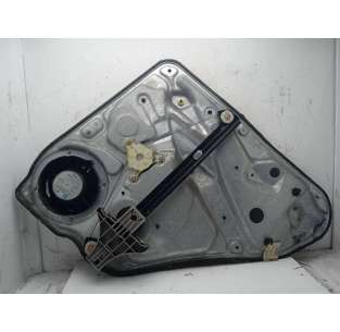 ELEVALUNAS TRASERO...