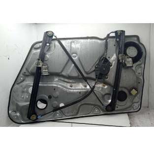 ELEVALUNAS DELANTERO...