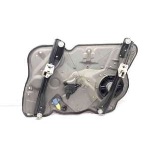 ELEVALUNAS DELANTERO... 2