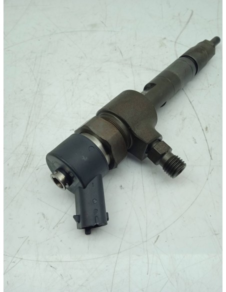 Recambio de inyector para fiat punto berlina (188) 1.9 jtd cat referencia OEM IAM 0445110019  