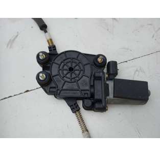 ELEVALUNAS DELANTERO... 2