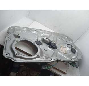 ELEVALUNAS DELANTERO...