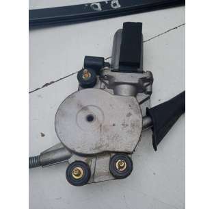 ELEVALUNAS DELANTERO... 2