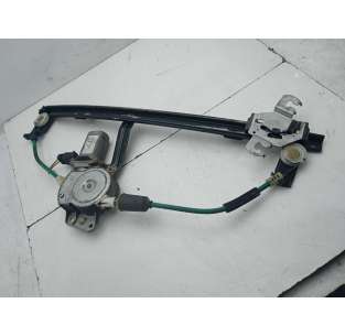 ELEVALUNAS DELANTERO...